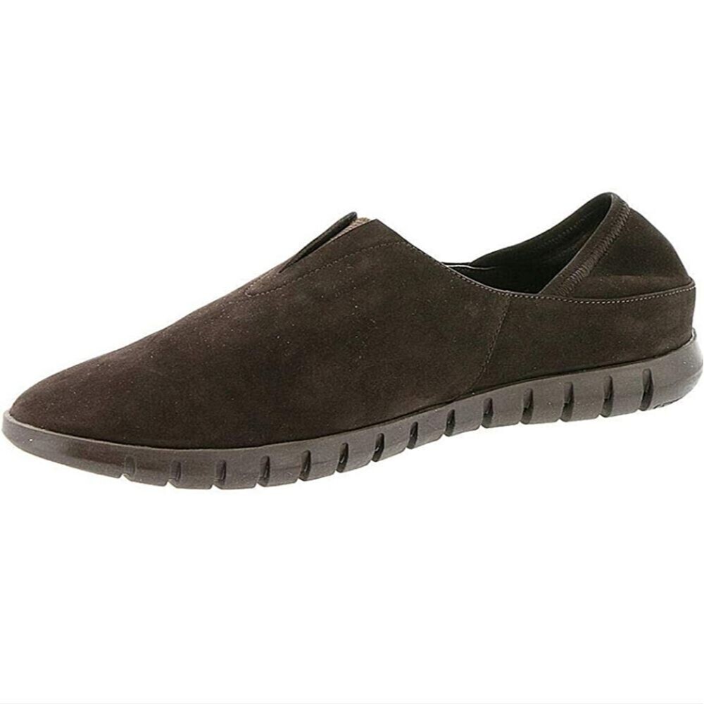 NWOT Vaneli Sport Khaki Green Slip on shoes